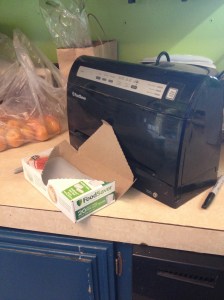 It's that time: I'm already putting away extras for winter. Strawberries, peas, that leftover bunch of spinach. Whatever. I just stash it away in a freezer bag for later. 